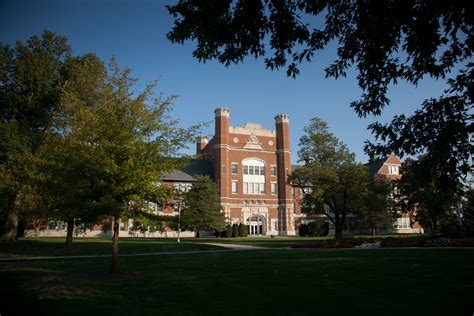 Northwest university missouri - Northwest's student loan default rate is 1.6%, compared to the Missouri average of 1.3% and national average of 2.3%; 59% graduation rate, which is in the 89th percentile of Northwest's national peer group; Average class size of 27 with a 19-to-1 student-to-faculty ratio; 78% of Northwest classes have fewer than 30 students, 44% have fewer than 20